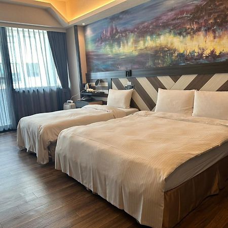 Weifeng Boutique Business Hotel - Zhanqian Branch Pingtung Exteriér fotografie