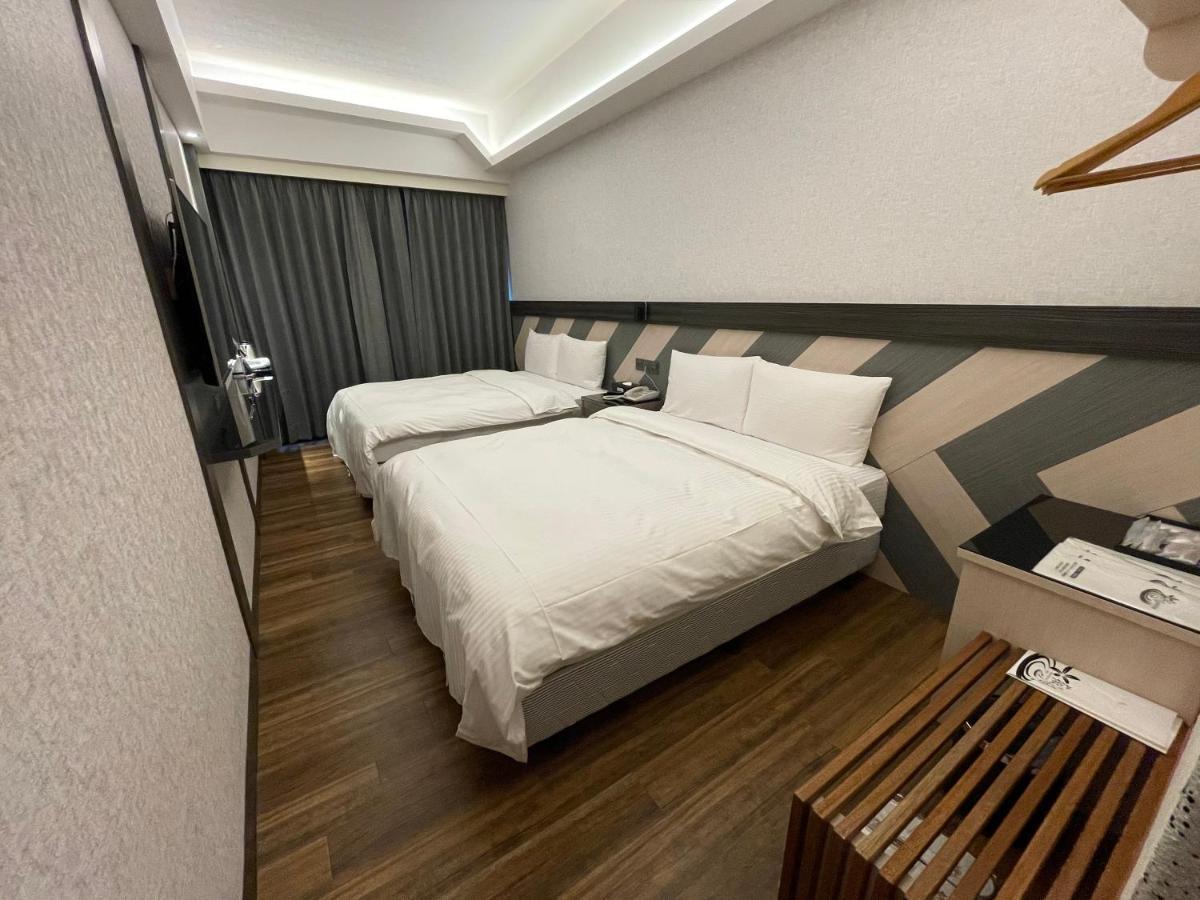 Weifeng Boutique Business Hotel - Zhanqian Branch Pingtung Exteriér fotografie