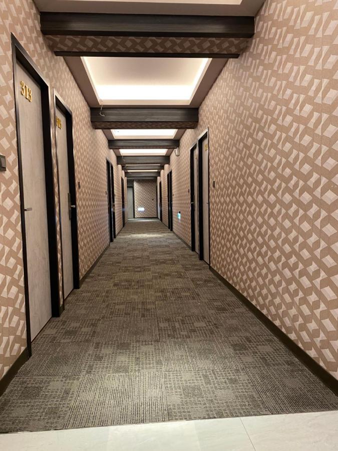 Weifeng Boutique Business Hotel - Zhanqian Branch Pingtung Exteriér fotografie